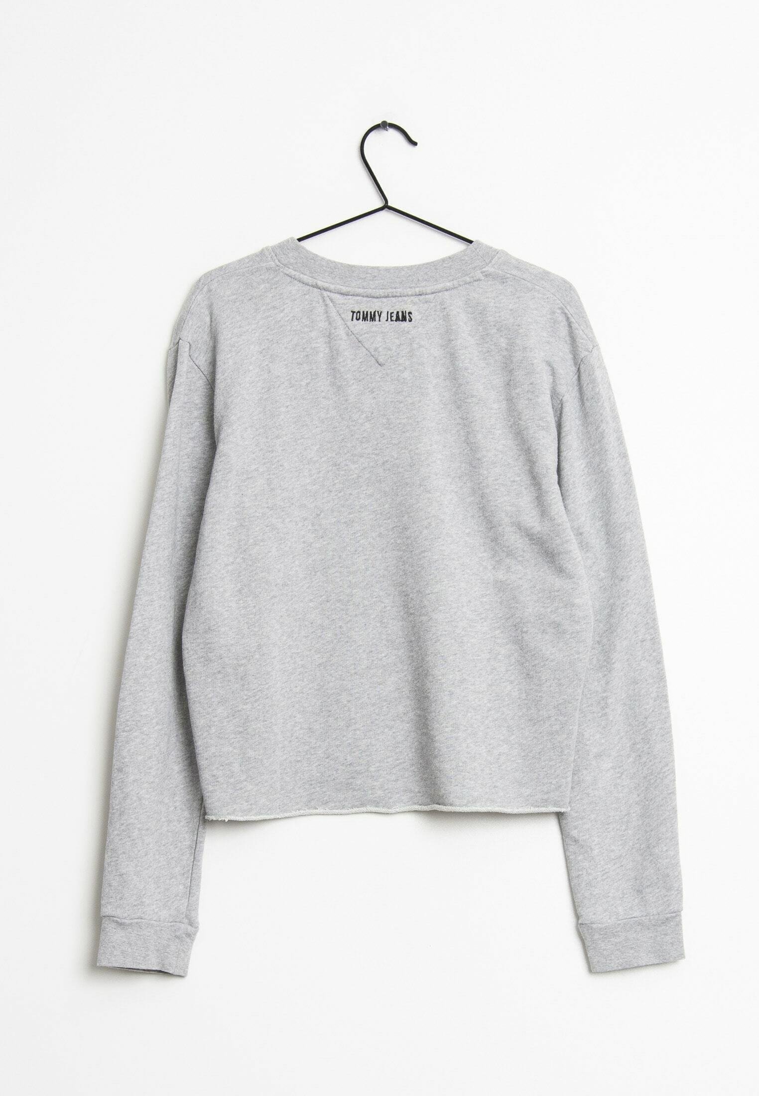 jeans and pullover