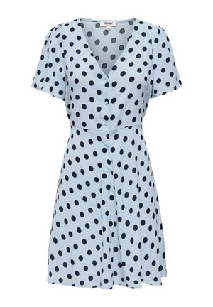 Robe bleu clair à manches courtes avec des pois noirs, col en V, taille cintrée et fermeture à boutons sur le devant.