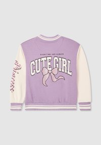 Fioletowo-kremowa kurtka z prążkowanymi mankietami i ściągaczem, z napisem "CUTE GIRL", błyszczącą grafiką kokardki oraz napisem "Princess" na rękawie.