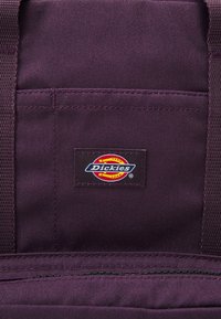 Dickies LISBON BACKPACK UNISEX - Turistinė kuprinė - plum perfect