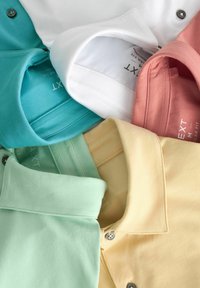 Next 5 PACK STANDARD - Pólóing - white blue green yellow red