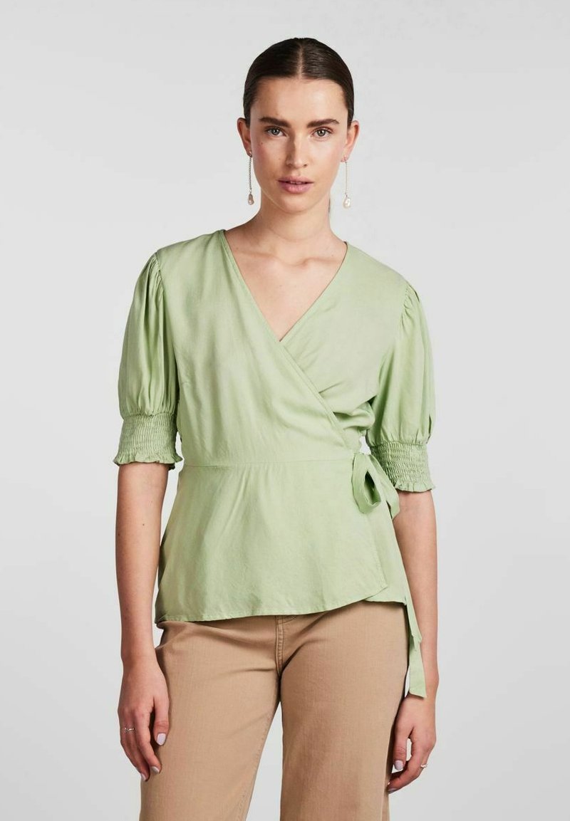 Poncho Femme PIECES - Col Haut, Mix Polyester Et Acrylique - Style Décontracté Et Chaud