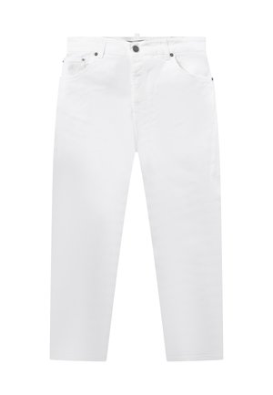Valkoiset suorat farkut, joissa on nappi- ja vetoketjukiinnitys, etu- ja takataskut sekä vyölenkit, esitetty valkoista taustaa vasten.