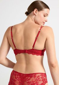 Lindex WITH HEARTS - Reggiseno con ferretto - red