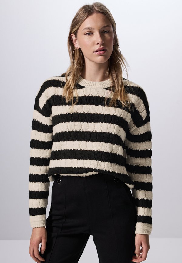 Strickpullover - weiß