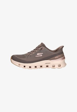 Skechers, SLIP-INS: ARCH FIT GLIDE-STEP PRO - Baskets basses - donkerbruin