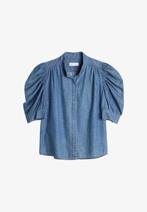 Denimbluse med puffede trekvartlange ermer, rynket skulderdetalj, skjulte knapper foran og stående krage.