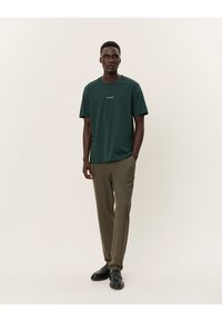 Les Deux DEXTER - T-shirts - pine green