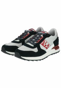 Sneakers da uomo con una combinazione di suede nero, rete grigia e gomma bianca. Dettagli rossi e logo sul lato. Design con lacci.