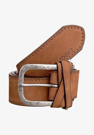 Ceinture en cuir marron roulée avec une boucle en métal argenté rectangulaire et des coutures visibles le long des bords.