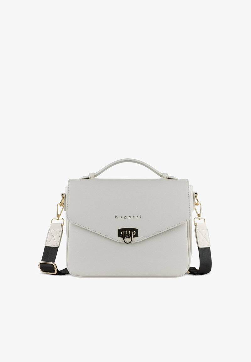 Sac à main synthétique gris clair avec un design à rabat, bandoulière réglable noire, quincaillerie dorée et logo embossé à l'avant.