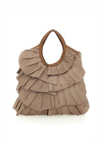 Borsa a tracolla in suede beige con design a volant stratificati, manico in pelle marrone e chiusura con cerniera. Texture morbida con un ampio interno.