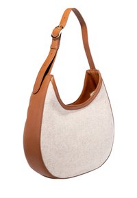 Borsa hobo in tela beige con dettagli in pelle marrone e una tracolla larga. Texture liscia, forma arrotondata, senza hardware visibile. Dimensioni approssimative: media.