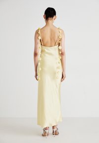 Gina Tricot COWL NECK DRESS - Apģērbs svinīgiem gadījumiem - light yellow