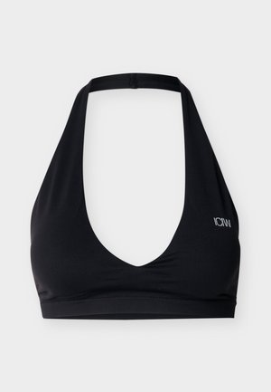 Fekete, pánt nélküli sportmelltartó mély V-nyakkivágással és elasztikus alsó szegéllyel, bal oldalon kis fehér "ICANIWILL" logóval.