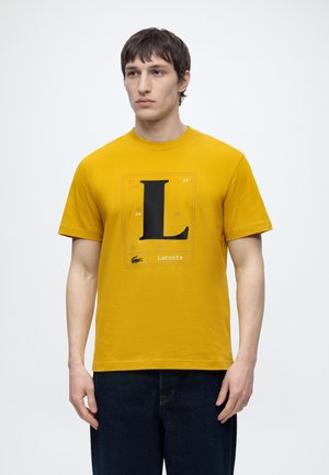 Lacoste, T-shirt con stampa - honey