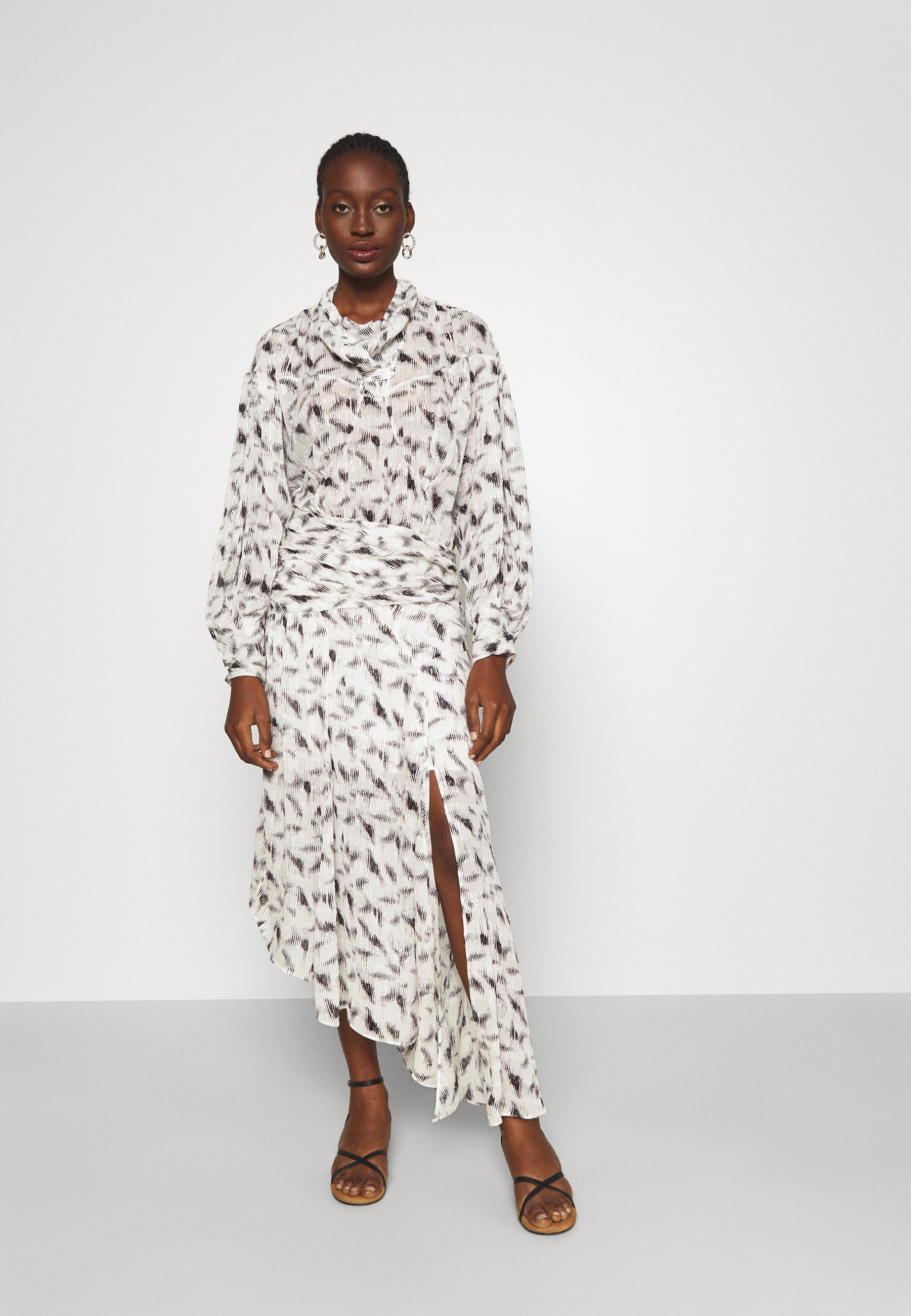 robe de cocktail ecru