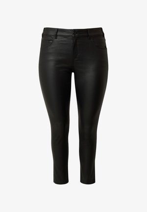 Pantaloni skinny in ecopelle nera con vita media, design a cinque tasche e texture liscia. Presentano una chiusura con bottone e passanti per cintura.