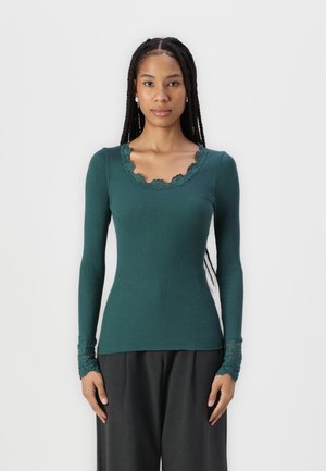 Rosemunde Langarmshirt - sea moss