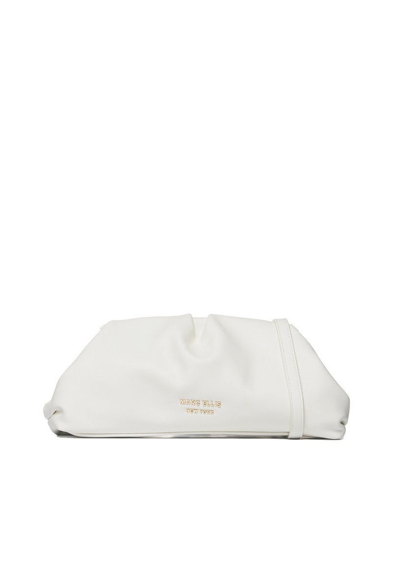 Clutch purse in ecopelle bianca con design morbido e arricciato e logo dorato impresso, caratterizzato da una silhouette elegante e senza elementi hardware visibili.