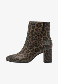 Marco Tozzi BY GUIDO MARIA KRETSCHMER Classic ankle boots leo