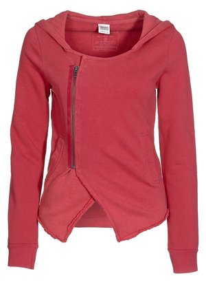 Asymetryczna czerwona bluza z kapturem na zamek, z długimi rękawami, przednimi kieszeniami oraz detalami surowego brzegu hemu.