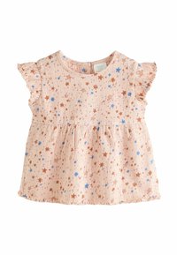 Blouse pour bébé rose clair avec des manches courtes à volants, en tissu texturé, ornée de motifs floraux bruns et bleus dispersés, et taille froncée.