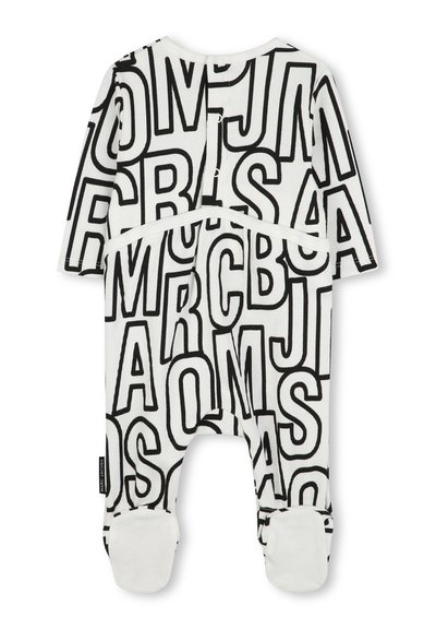 Foutre noir et blanc à côtes avec de grandes lettres en bloc. Conçu avec des manches longues, des boutons-pression dans le dos et des pieds.