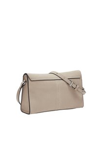 Beige Wildleder-Handtasche mit strukturierter Form, flacher Verschluss und verstellbarem Tragegurt. Sie zeichnet sich durch kontrastierende Nähte und ein minimalistisches Design aus.