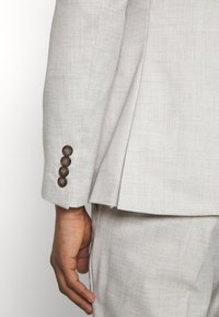 Isaac Dewhirst THE FASHION SUIT PEAK  - Κοστούμι - grey melange