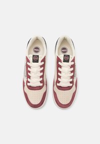 Colmar Originals AUSTIN CHOICE - Baskets basses - off-white/navy/burgundy