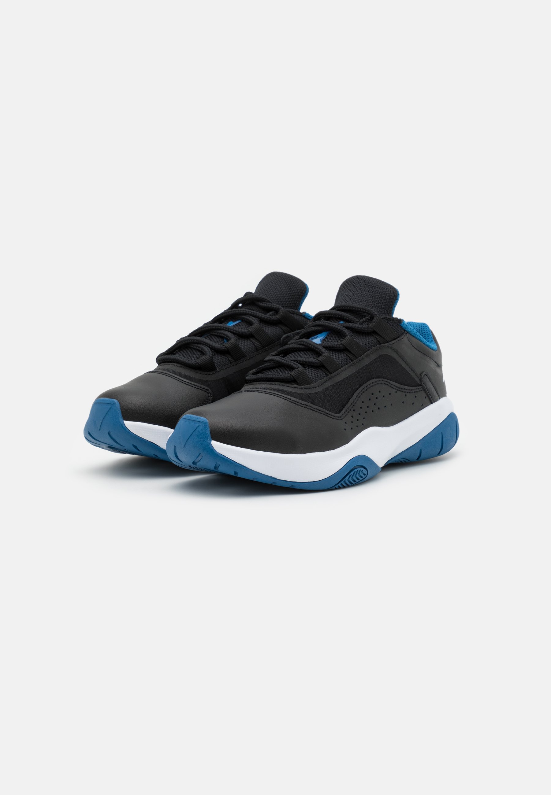 Jordan AIR 11 CMFT LOW UNISEX 