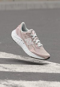 Δεν επιλέχθηκε, pink salt/pink granite/silver-coloured metallic