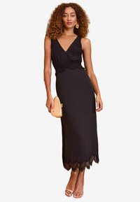 Love & Roses REGULAR FIT - V NECK BODICE  - Rochie de zi - black