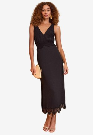 Love & Roses REGULAR FIT - V NECK BODICE  - Vapaa-ajan mekko - black