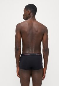 Calvin Klein Underwear HOLIDAY FASHION LOW RISE TRUNK 3 PACK - Uske bokserice - black
