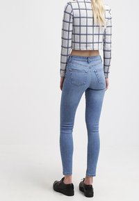 Miss Selfridge Džíny Slim Fit - blue