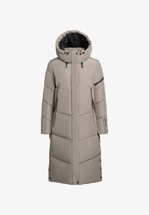 Longue doudoune beige avec une fermeture éclair sur le devant, capuche avec cordon de serrage, poches à rabat et accents de boutons sur les côtés. Design matelassé et tissu durable.