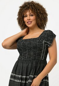 Ulla Popken Maxi-jurk - black