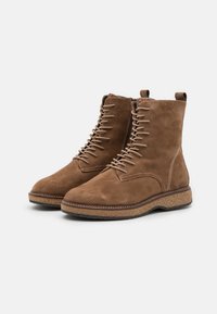 Tamaris BOOTS - Platform ankle boots - taupe