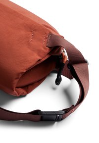 Bellroy LITE SLING - Gürteltasche - clay