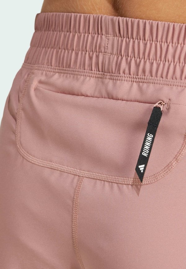 OWN THE RUN - Sports shorts - warm clay4