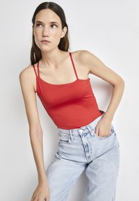 Tommy Jeans MULTI STRAP BODY - Tops - deep crimson