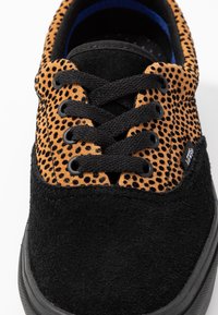 Vans Sneakers - black