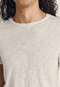 American Vintage HOMME BYSAPICK - Paprasti marškinėliai - blanc