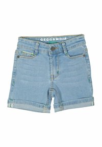 Ljusblå denimshorts med rullade fållar, standard femficksdesign och gröna sömnadsdetaljer. GEGGAMOJA-logotyp på midjan.