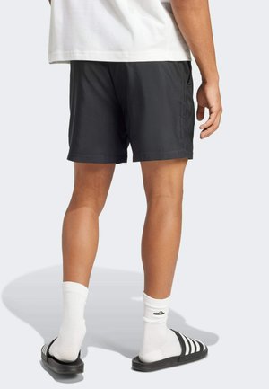 adidas Essentials Small Logo Chelsea Shorts Black/White — foto 2