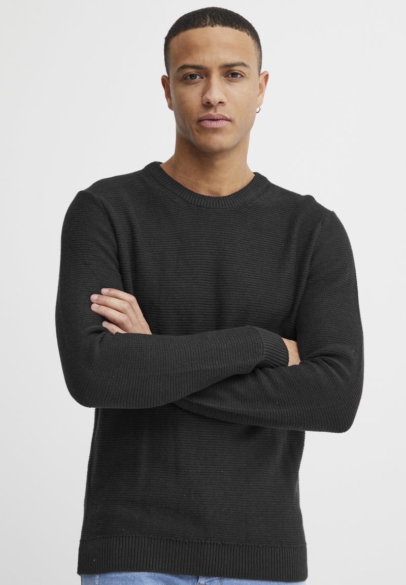 11 Project - O-NECK - Maglione - true black, Ingrandire