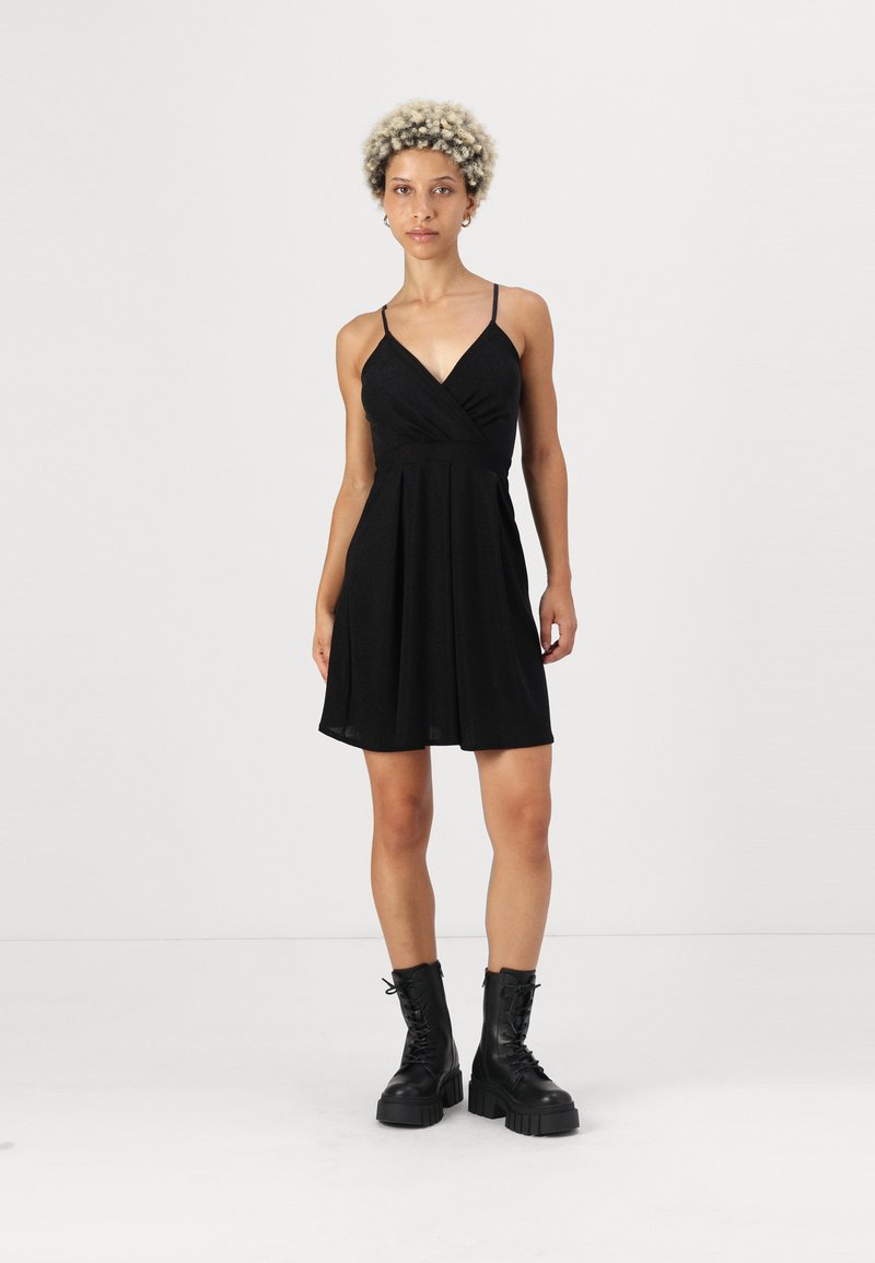 WAL G PETITE CLAIRE SKATER - Koktélruha / Partiruha - black