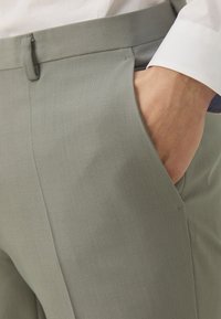 HUGO ARTI HESTEN - Odijelo - medium grey